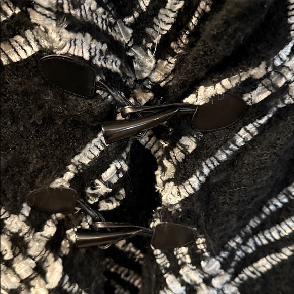 Black & White Poncho W Buttons OS - Picture 2 of 3